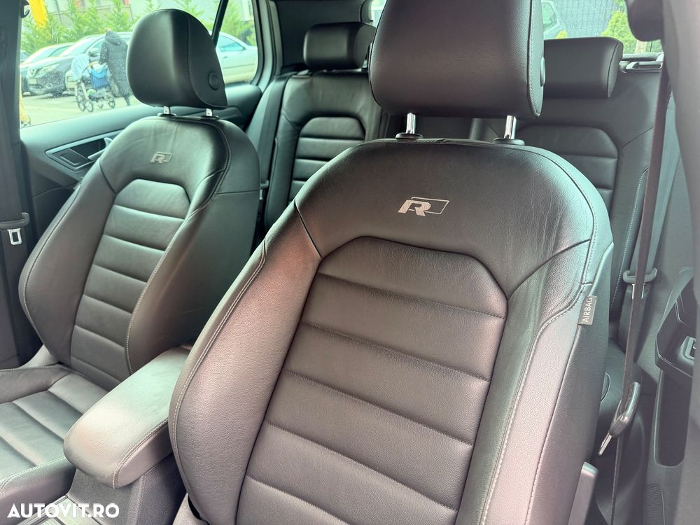 Volkswagen Golf 2.0 TDI DSG Sound - 12