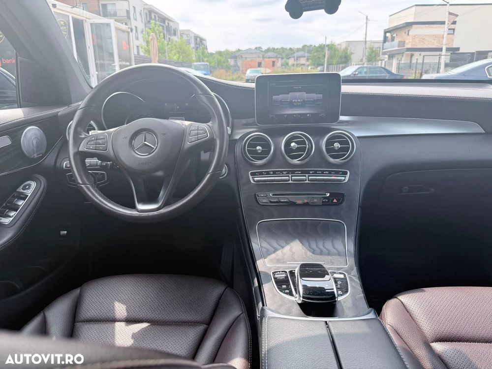 Mercedes-Benz GLC - 23