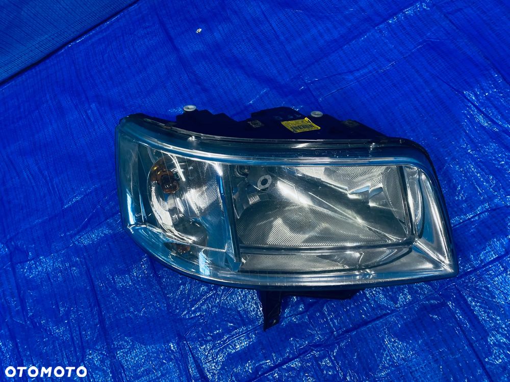 REFLEKTOR LAMPA LEWA PRAWA LEWY PRAWY PRZÓD PRZEDNIA VW VOLKSWAGEN TRANSPORTER T5 06R ; 7H1941015N 7H1941016N 0301191301 0301191302 ORYGINAŁ - 7