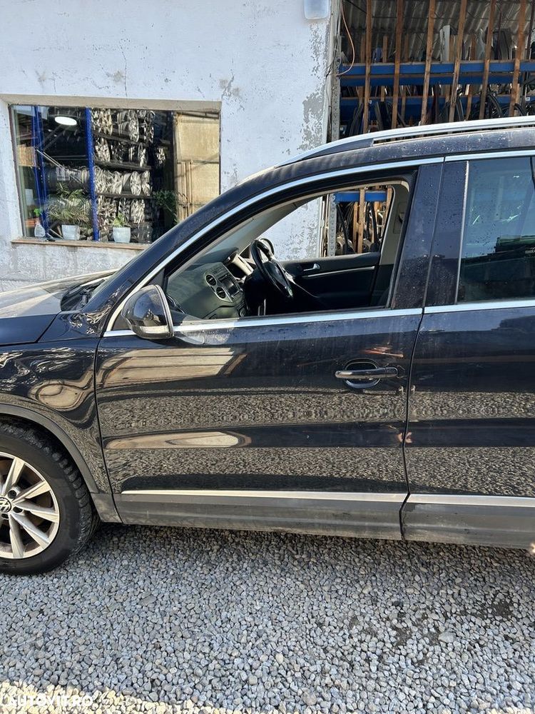 Usa Stanga Fata Volkswagen Tiguan 5N Facelift 2011 - 2015 SUV 4 Usi NEGRU (1340) - 2
