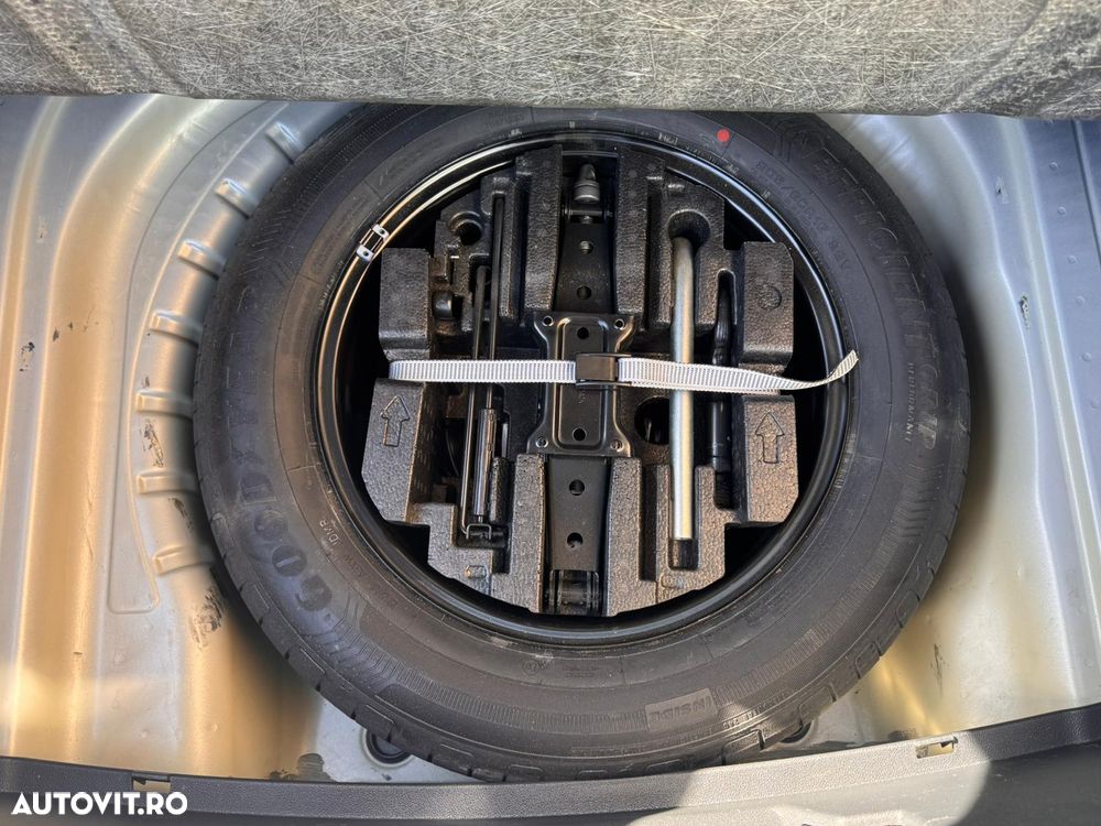 Skoda Octavia 2.0 TDI DSG Ambition - 24