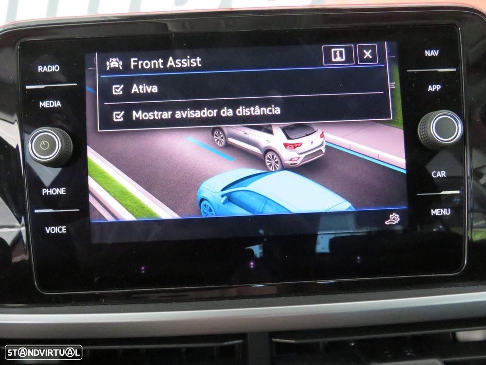VW T-Roc 1.5 TSI Urban DSG - 36