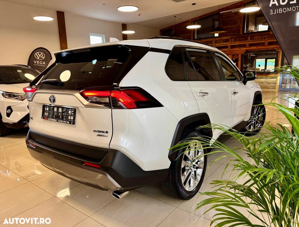 Toyota RAV4 - 4