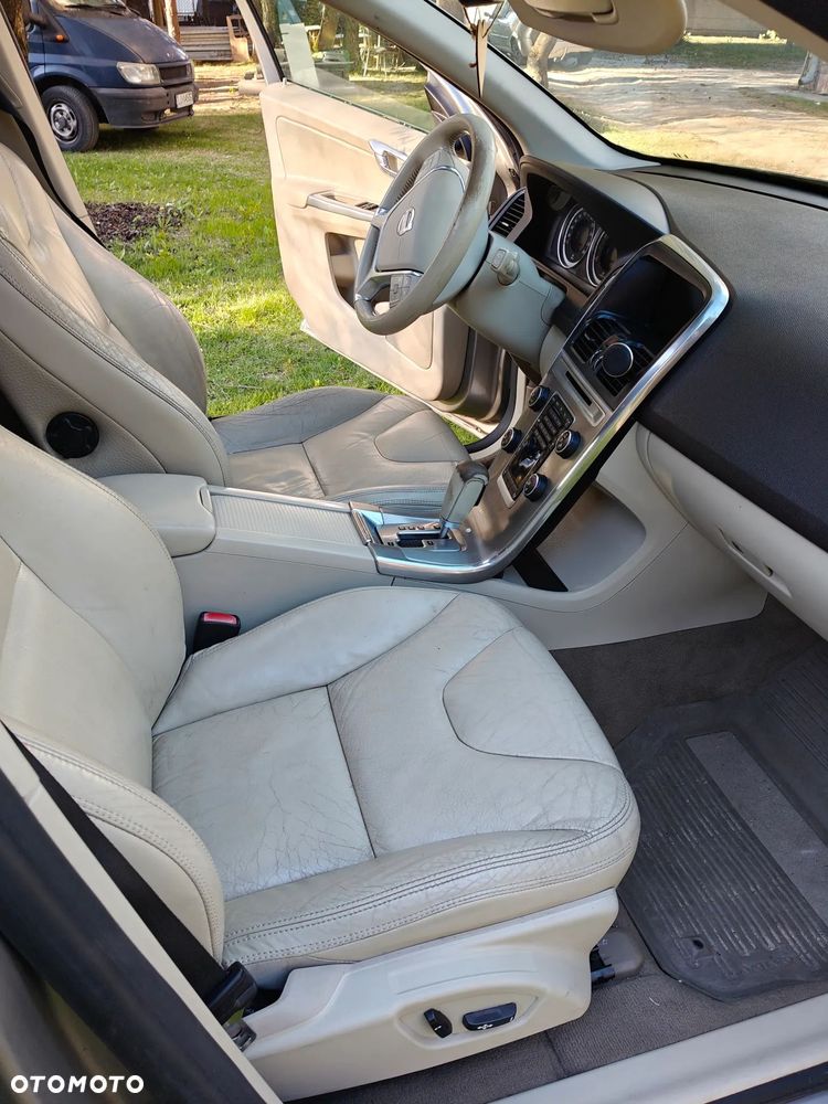 Volvo XC 60 - 14
