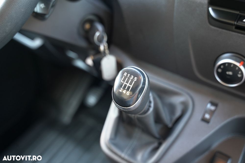 Renault MASTER / CONTAINER / MANUAL / 2020 / IMPORTAT - 34