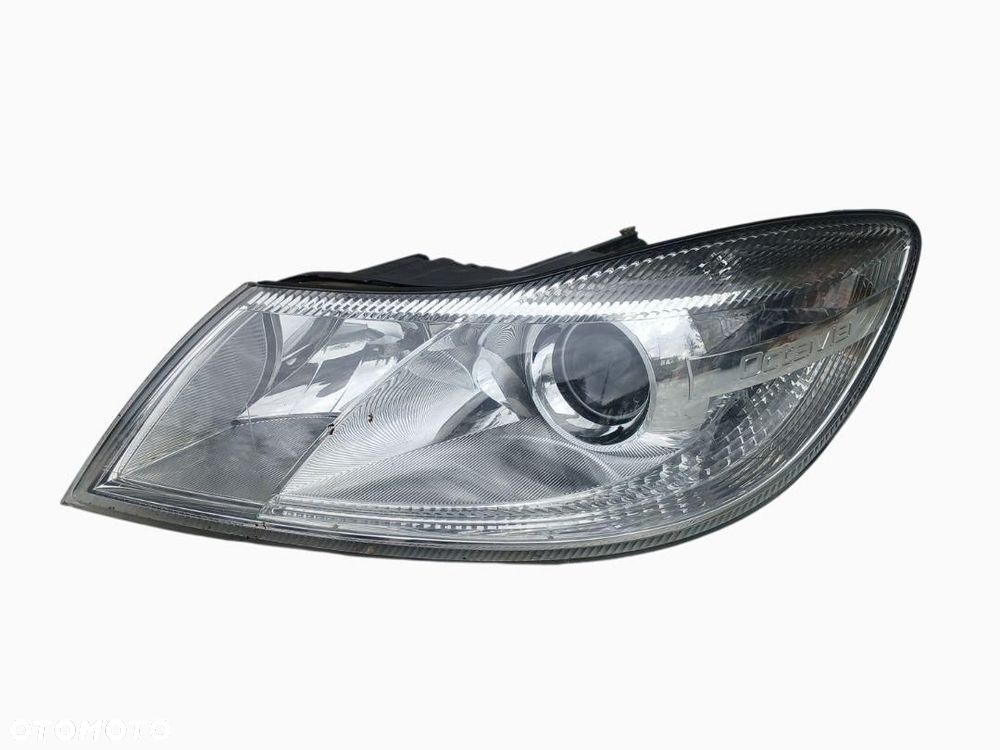 REFLEKTOR PRZÓD PRZEDNI LEWY LAMPA SKODA OCTAVIA II LIFT 1Z2941015F - 1