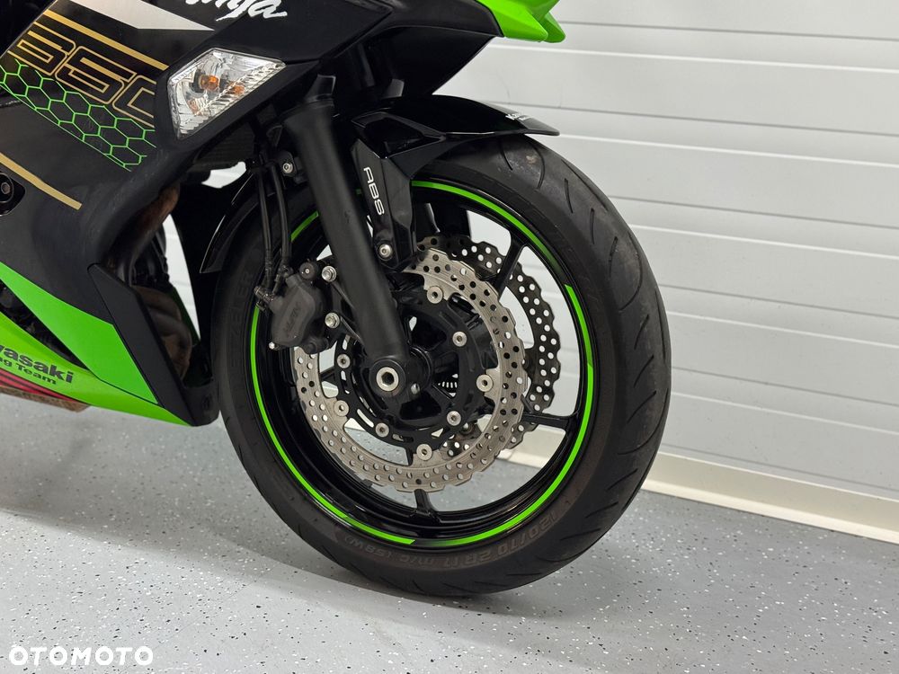 Kawasaki Ninja - 9