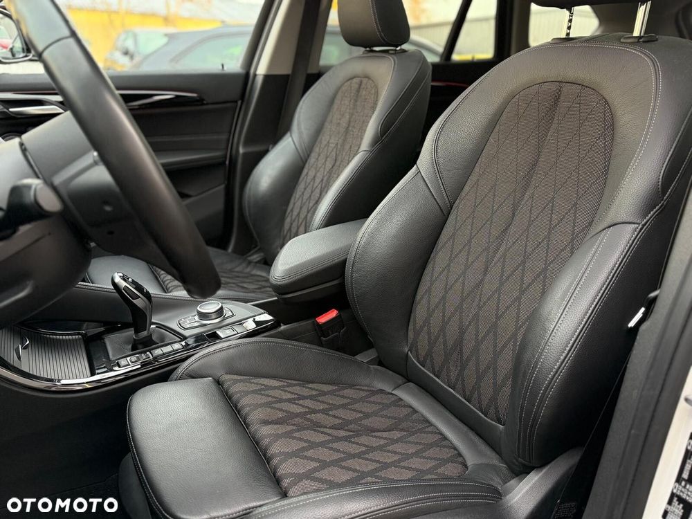 BMW X1 xDrive20i GPF xLine - 18