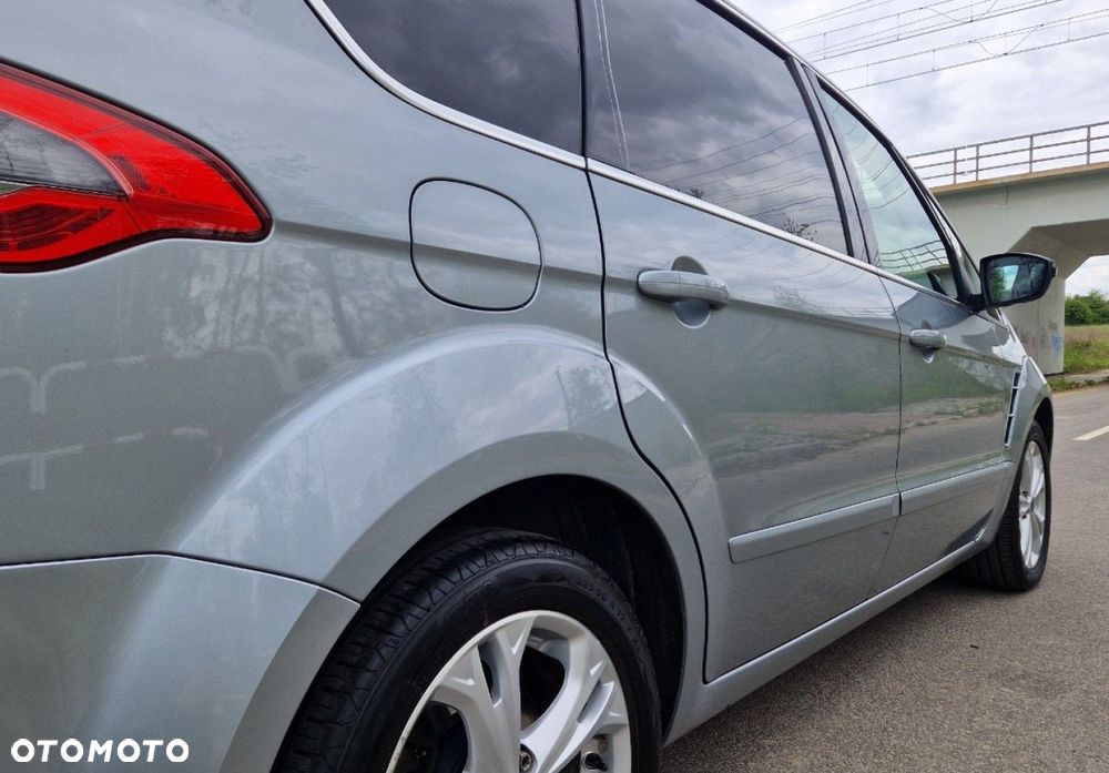 Ford S-Max 2.0 TDCi DPF Titanium - 16