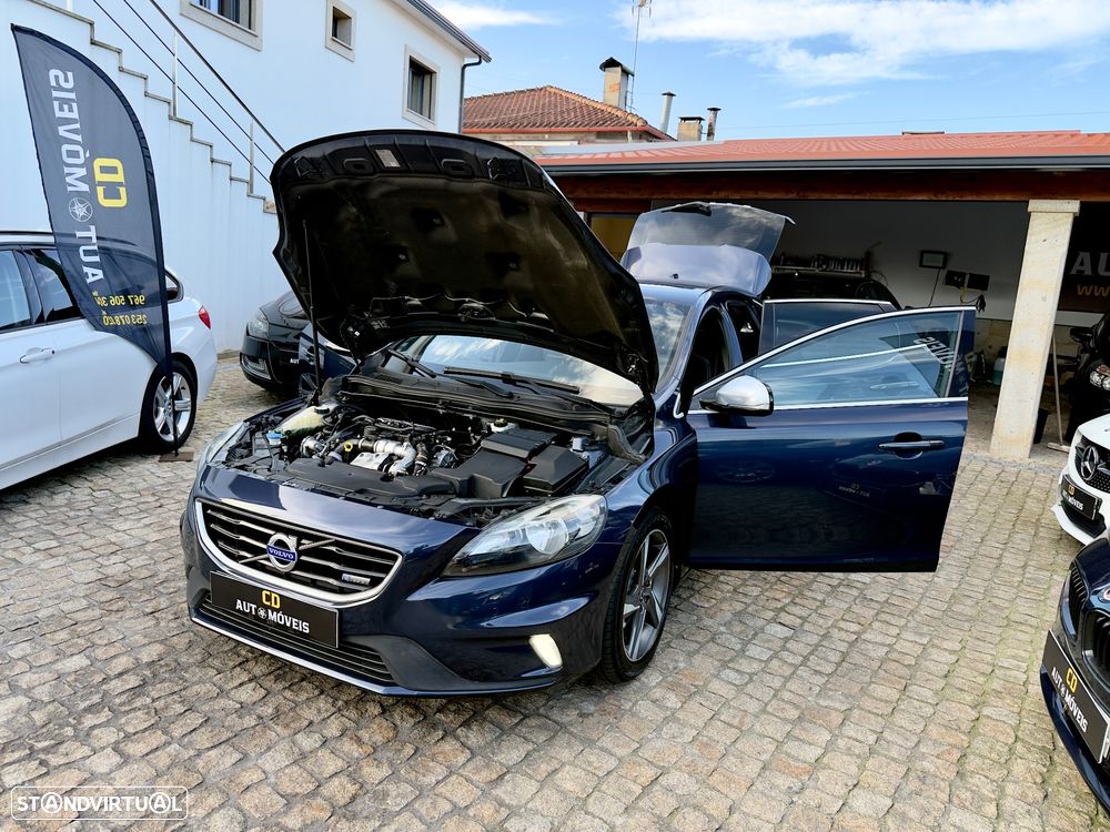 Volvo V40 D2 R Design - 33