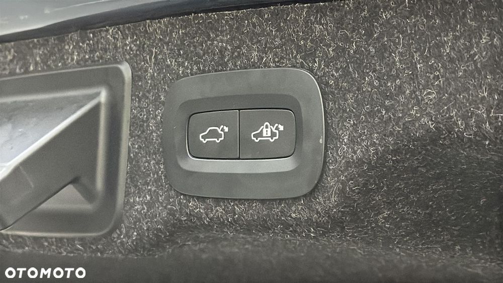 Volvo S90 B5 D AWD Plus Bright - 22