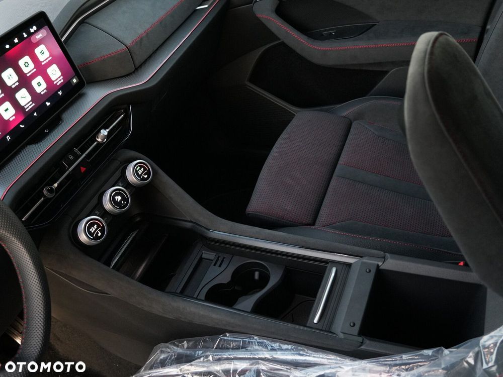 Skoda Kodiaq 2.0 TSI 4x4 RS DSG - 32