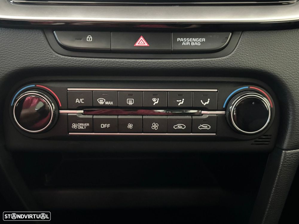 Kia XCeed 1.6 GDi PHEV Drive - 16