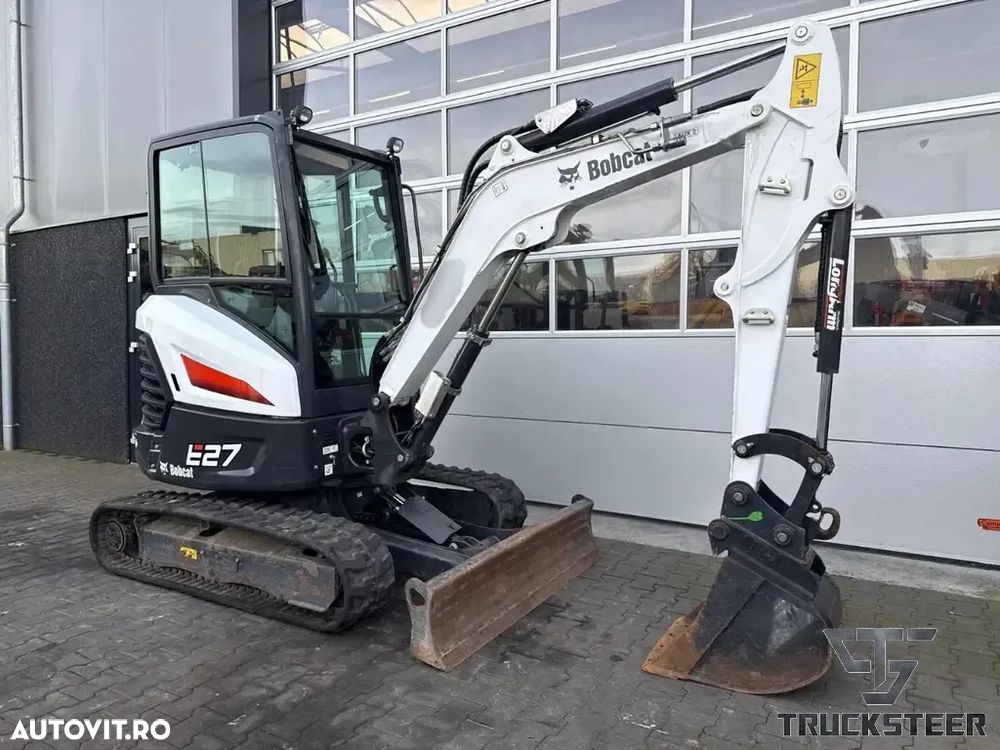 Bobcat E27 - 21