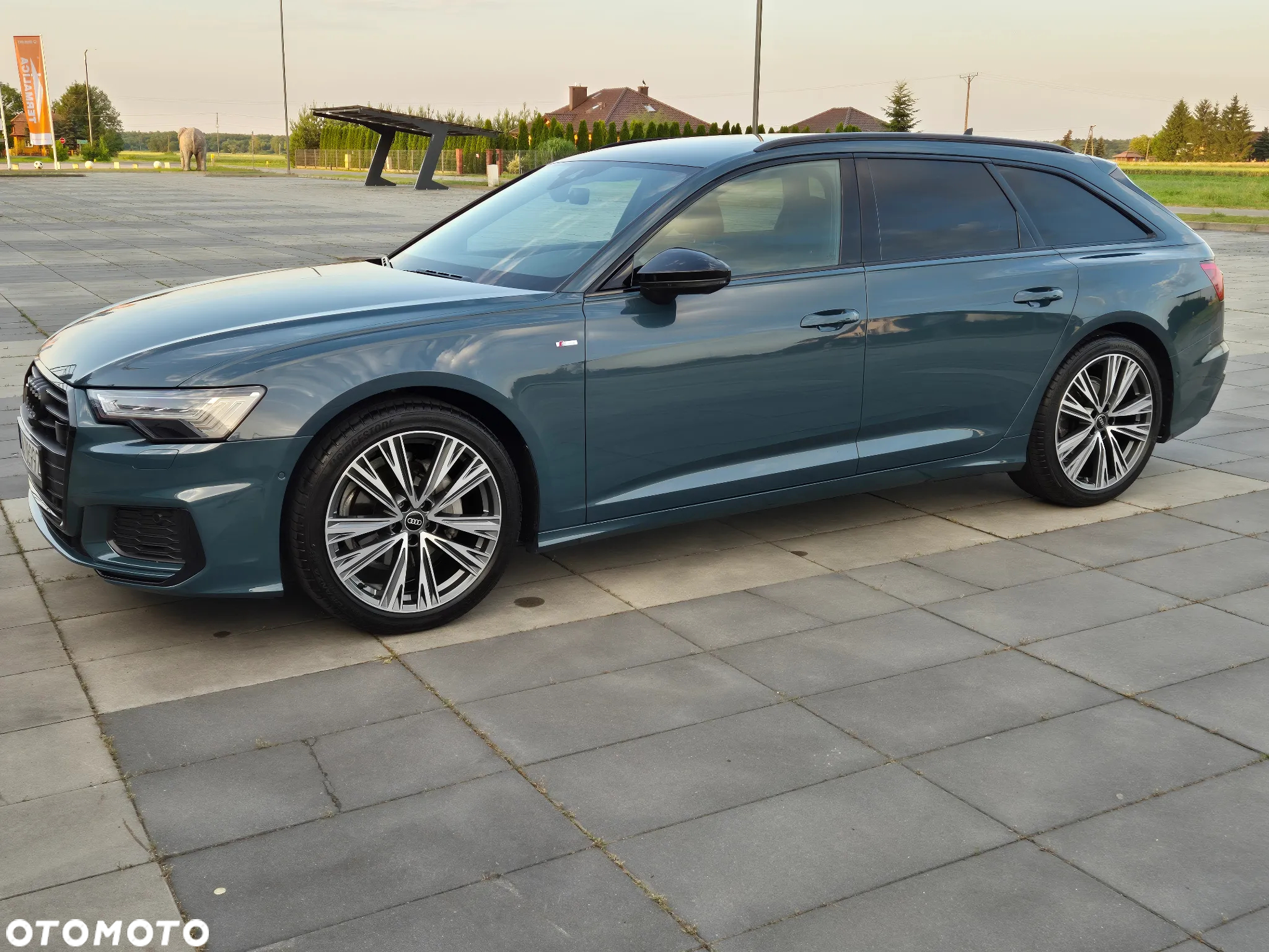 Audi A6 Avant 40 TDI quattro S tronic S line - 11