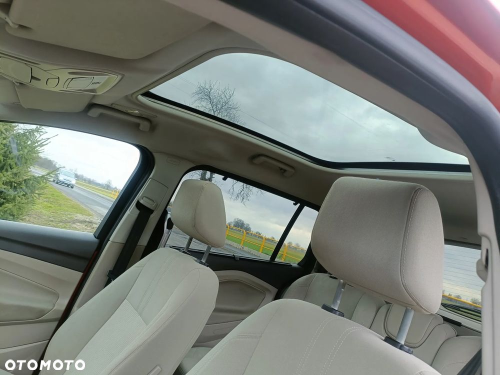 Ford Grand C-MAX - 10