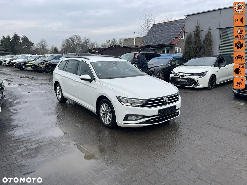 Volkswagen Passat Variant 2.0 TDI SCR DSG Conceptline - 1