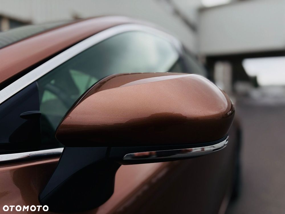 Toyota Camry - 8