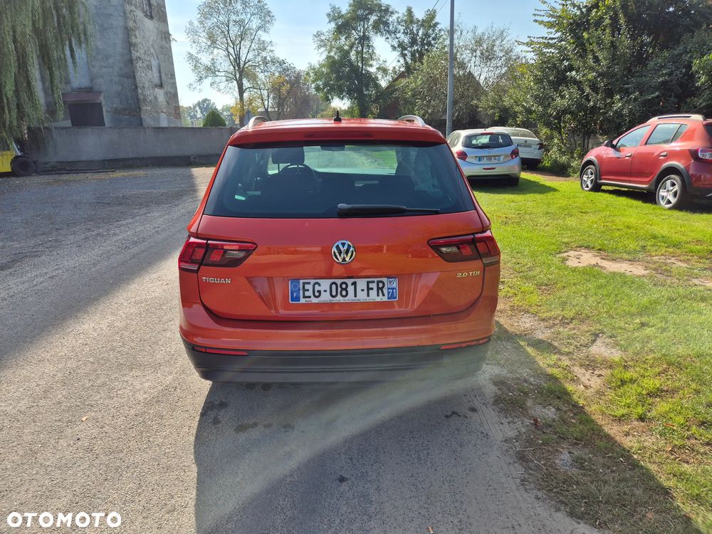 Volkswagen Tiguan - 5