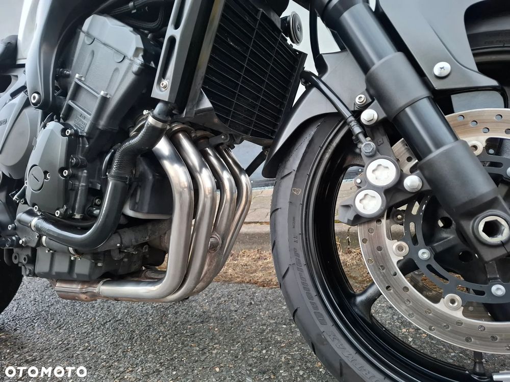 Yamaha FZ6 - 11