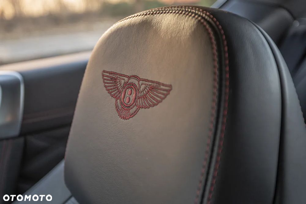 Bentley Continental GT - 32
