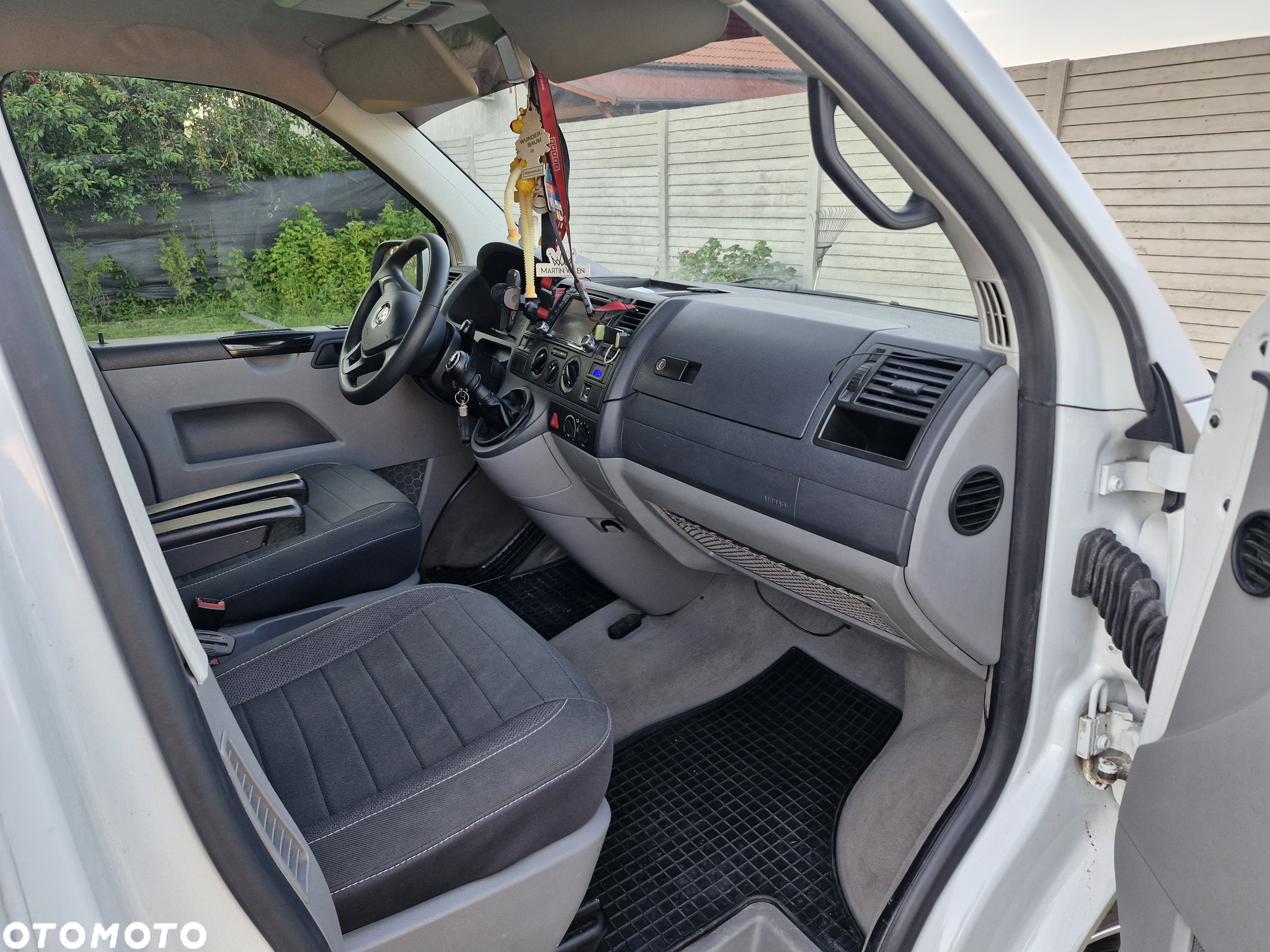 Volkswagen Transporter - 17