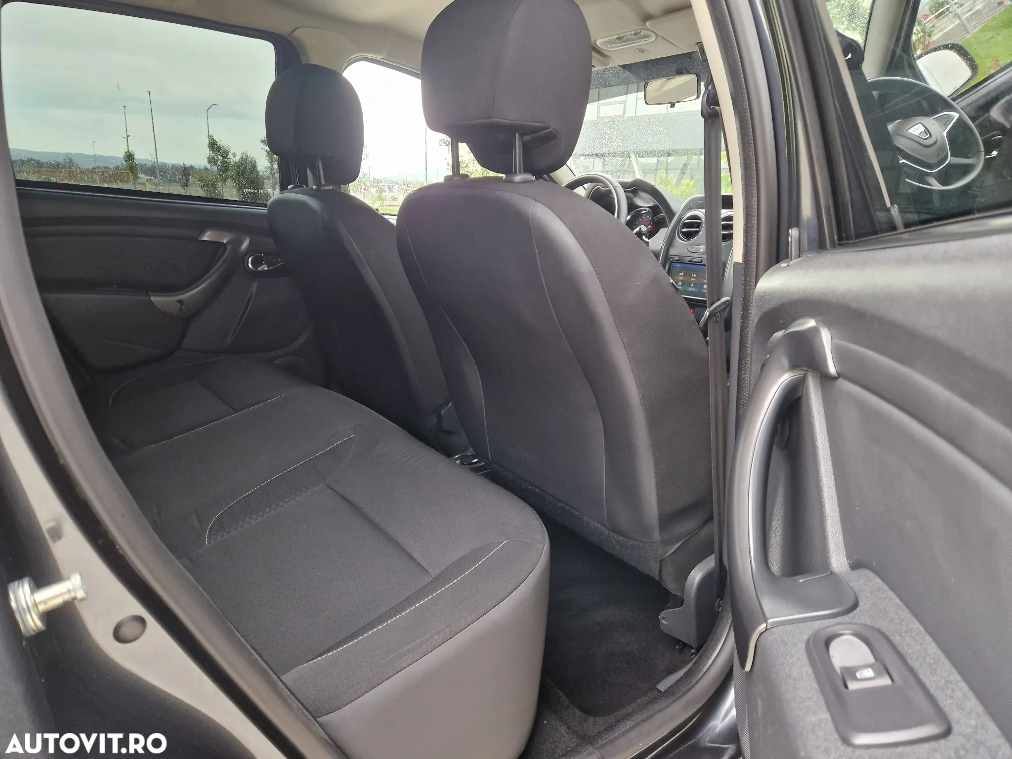 Dacia Duster 1.5 dCi 4x2 Laureate - 16