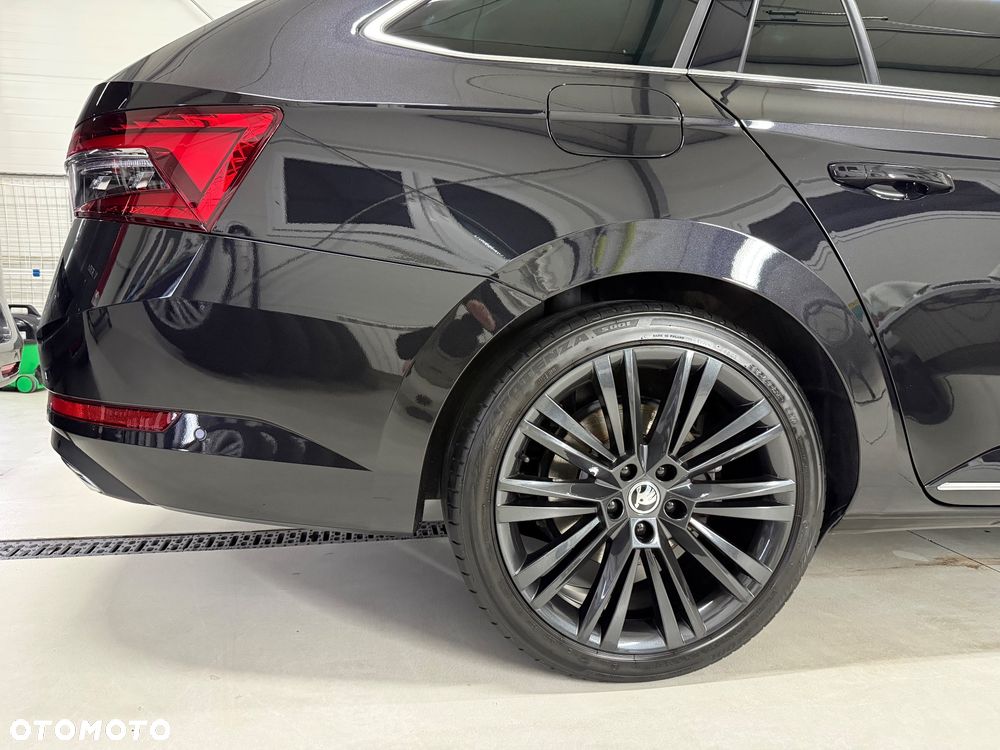 Skoda Superb 2.0 TDI SCR L&K DSG - 8