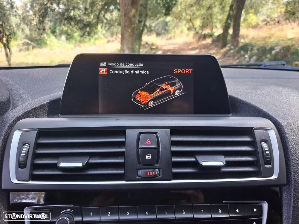 BMW 118 d Pack M Auto - 31