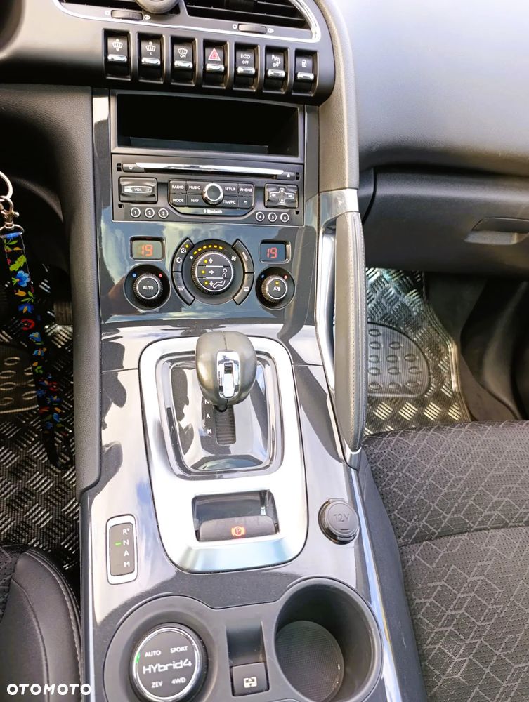 Peugeot 3008 2.0 HDi Allure - 30