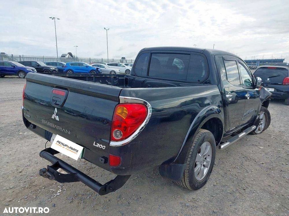 Dezmembrez Mitsubishi L200 2.5 Diesel 2010 - 6