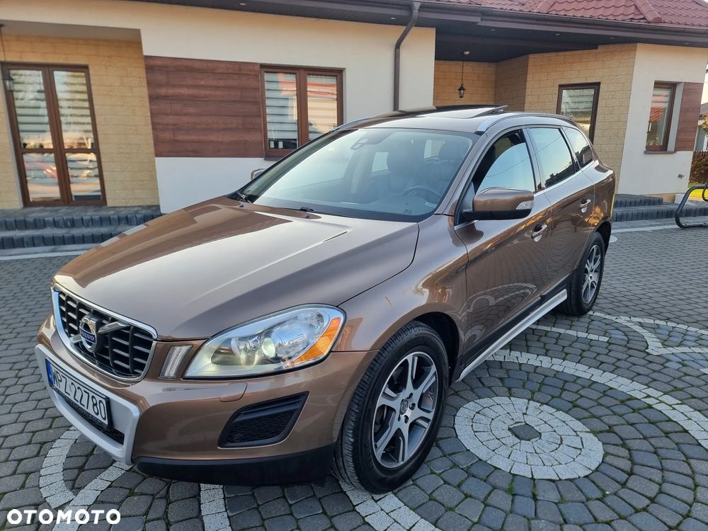 Volvo XC 60 D5 AWD - 1