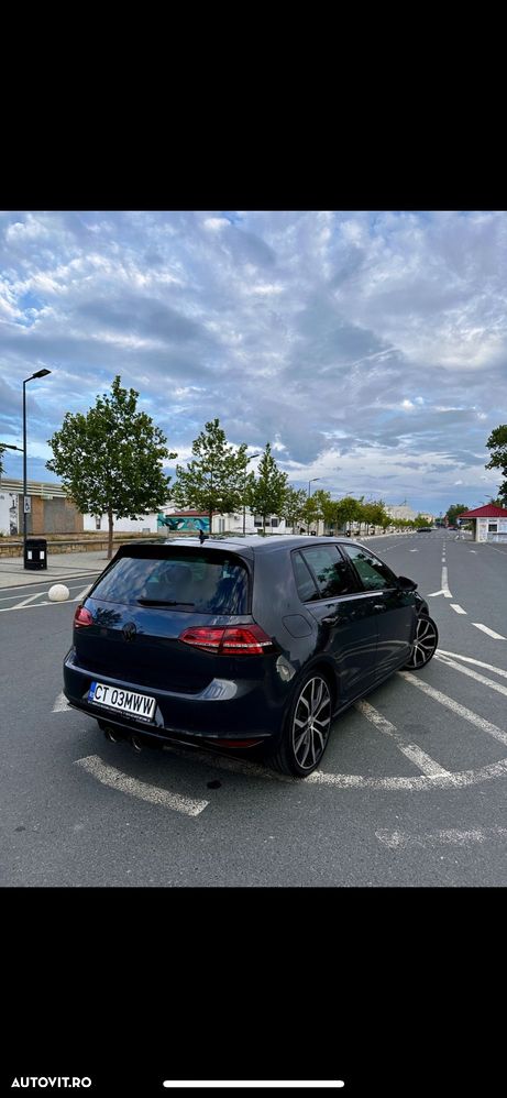 Volkswagen Golf 2.0 TDI DPF BMT DSG GTD - 7