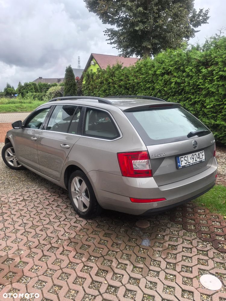 Skoda Octavia 1.2 TSI Ambiente - 4