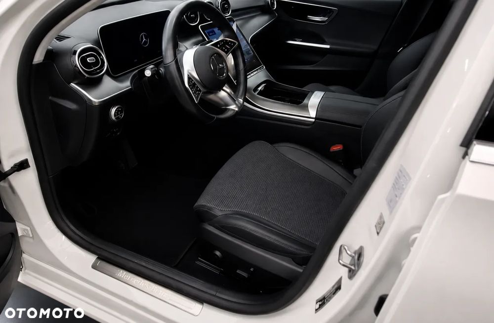 Mercedes-Benz Klasa C 300 e PHEV Avantgarde - 8