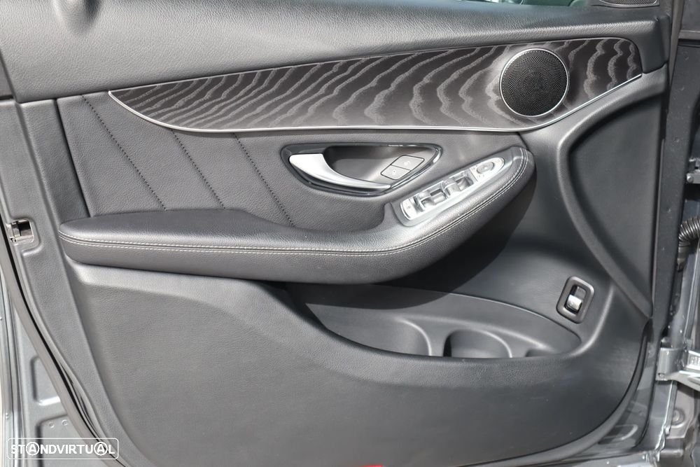 Mercedes-Benz GLC 250 d 4Matic 9G-TRONIC AMG Line - 14