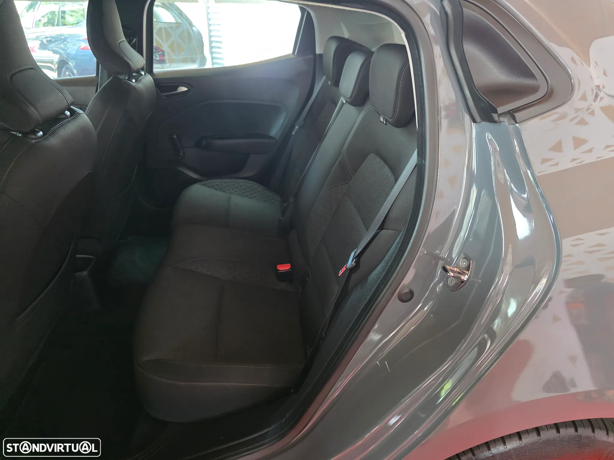 Renault Clio Energy dCi 110 Start & Stop INTENS - 29
