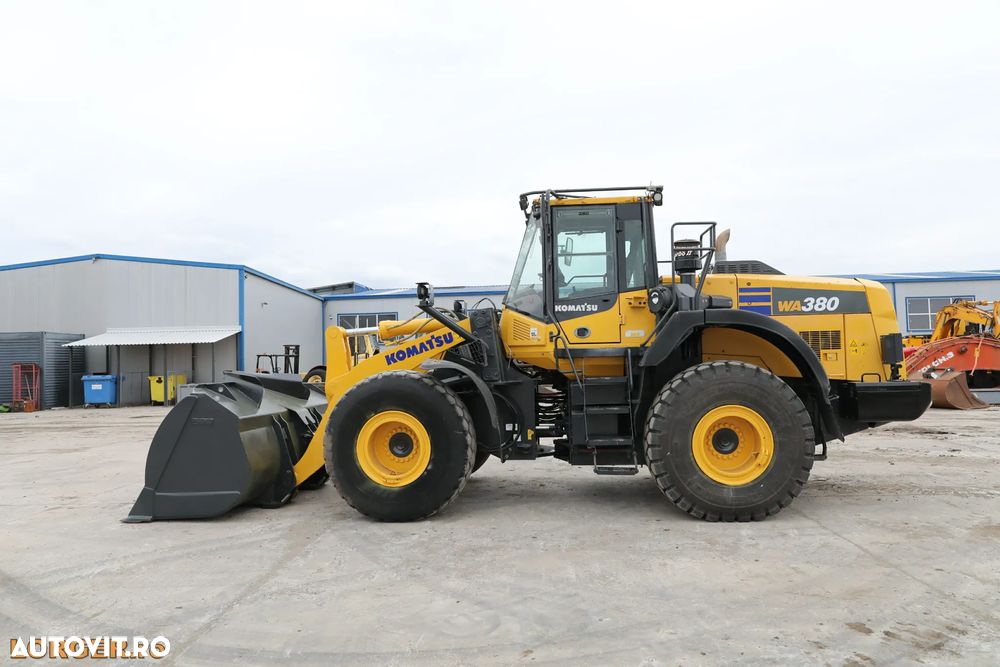 Komatsu WA380-8EO - 6