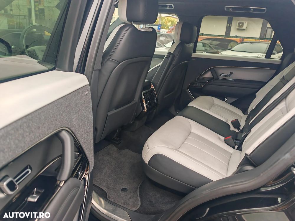 Land Rover Range Rover Sport 3.0 I6 D250 MHEV Dynamic SE - 8