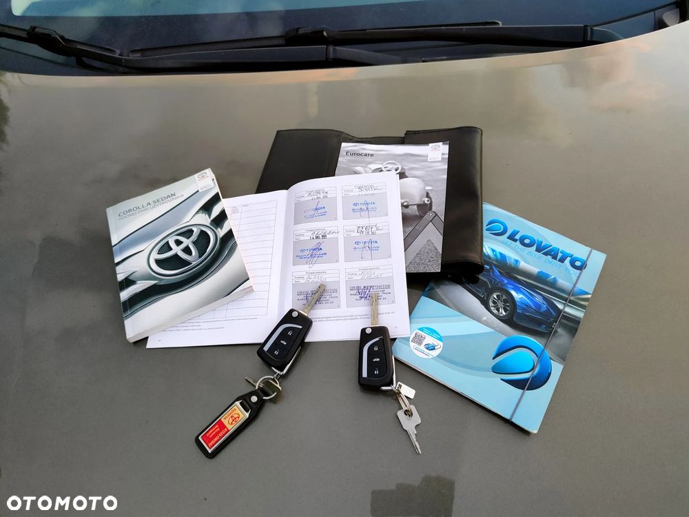 Toyota Corolla - 18