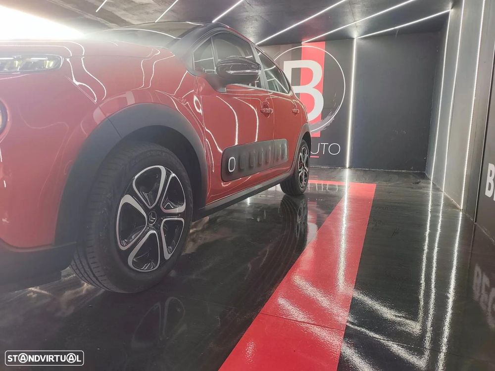 Citroën C3 1.2 PureTech Shine EAT6 - 17