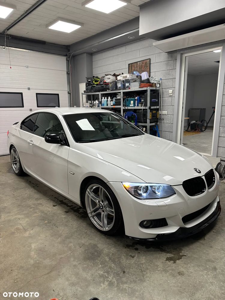 BMW Seria 3 320d DPF M Sport Edition - 4