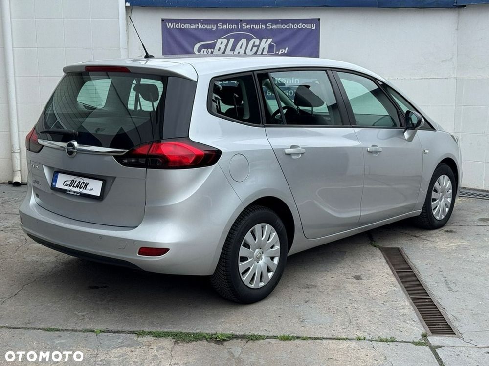 Opel Zafira - 18