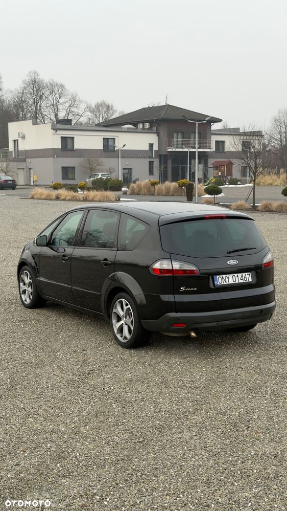Ford S-Max - 9