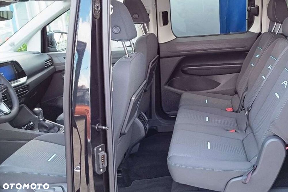 Ford Tourneo Connect - 10
