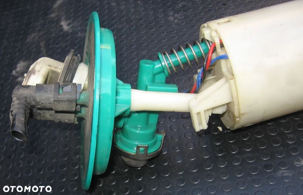 pompa paliwa VOYAGER 3.3 V6 - 2