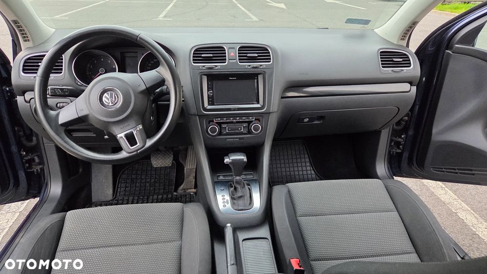 Volkswagen Golf 1.4 TSI Comfortline DSG - 17