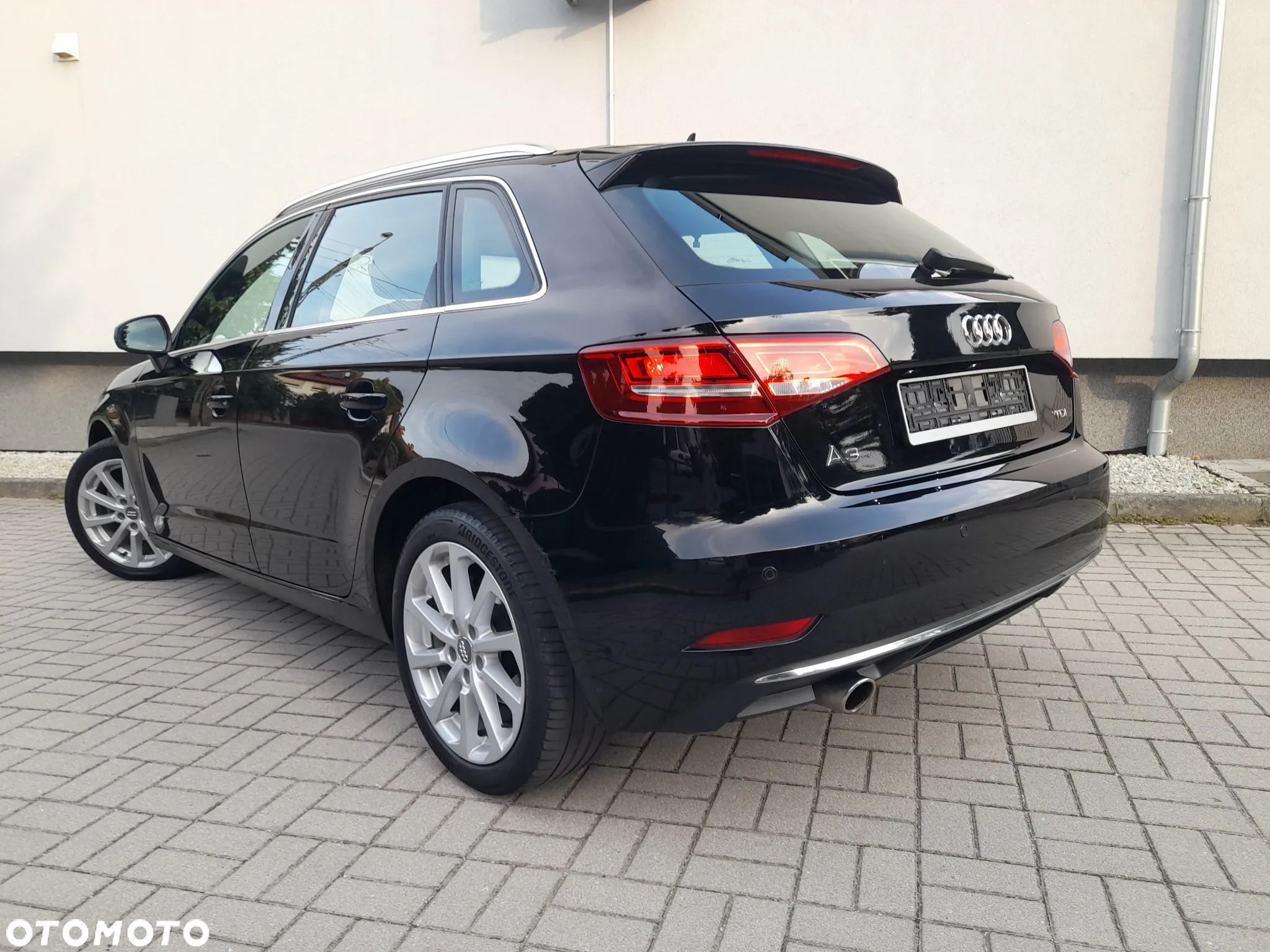 Audi A3 1.6 TDI Sportback - 4