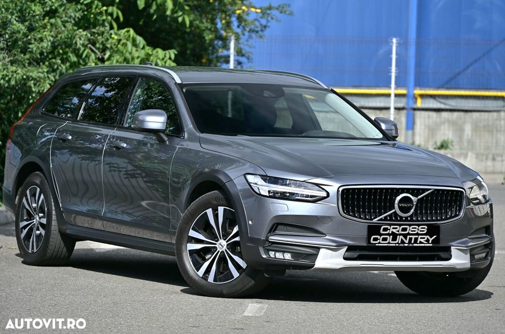 Volvo V90 - 39