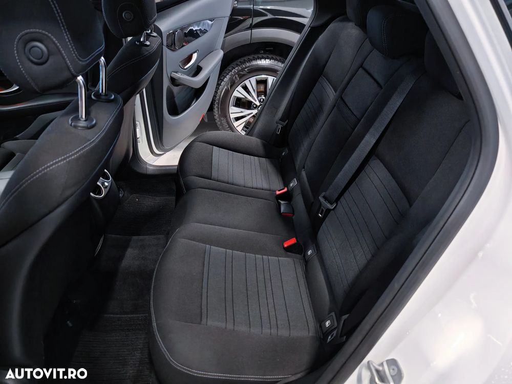 Mercedes-Benz GLC 200 4MATIC - 21